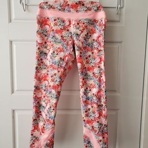 Lululemon Cropped Floral Legging Pants